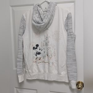 Walt Disney World Women's White and Gray Mickey Mouse Hoodie Size Medium